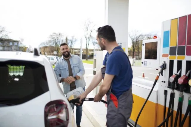 Jak założyć kartę paliwową jako działalność jednoosobowa?